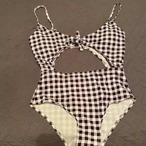 SHEIN Black and White Swimsuit